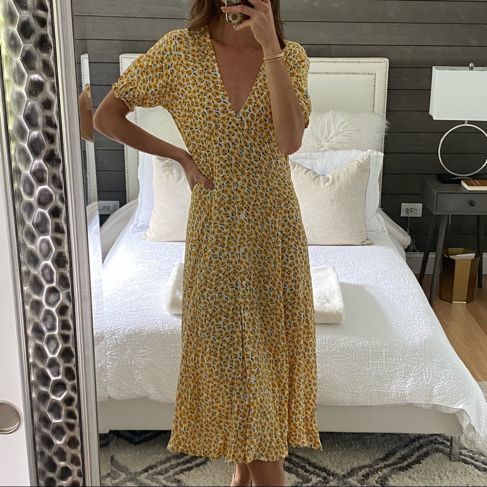 Ari Floral Midi Dress